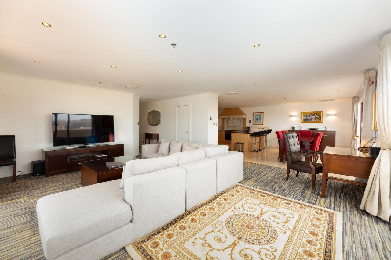 Fino Hotel&Suites Christchurch Esterno foto