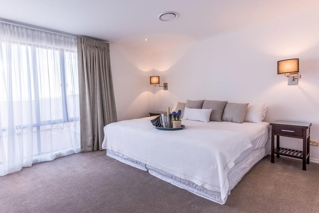 Fino Hotel&Suites Christchurch Esterno foto