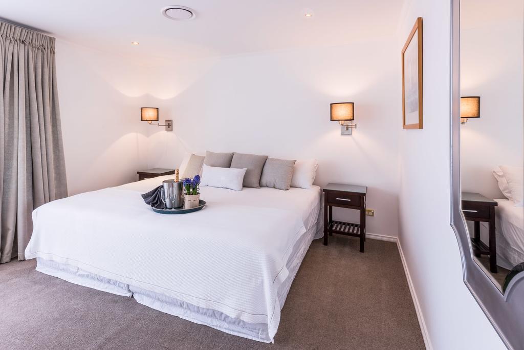 Fino Hotel&Suites Christchurch Esterno foto