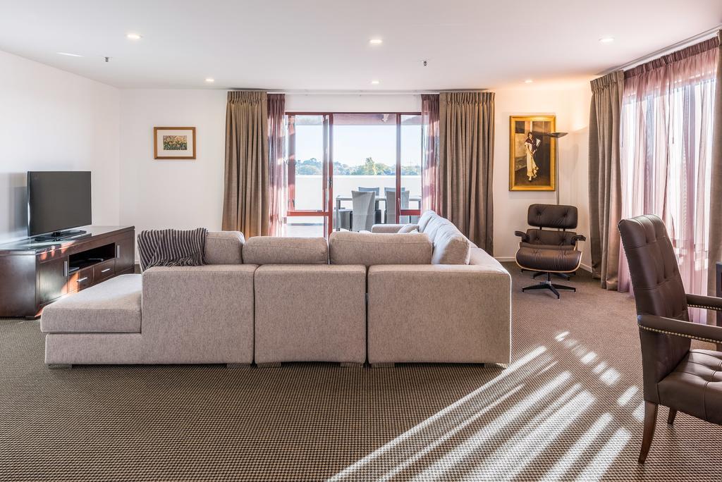Fino Hotel&Suites Christchurch Esterno foto