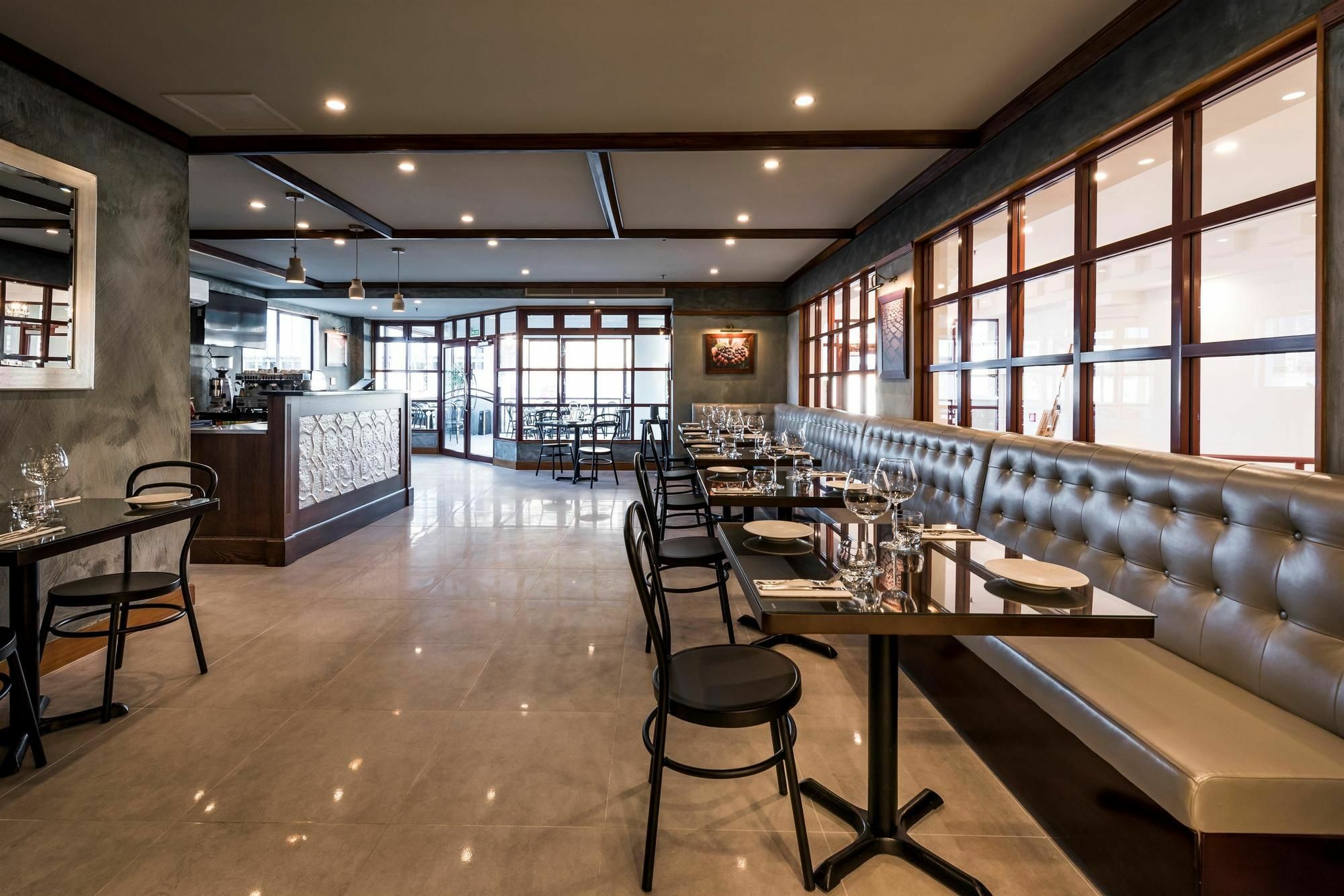 Fino Hotel&Suites Christchurch Esterno foto